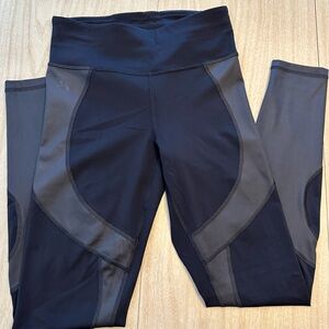 Lululemon size 8 legging